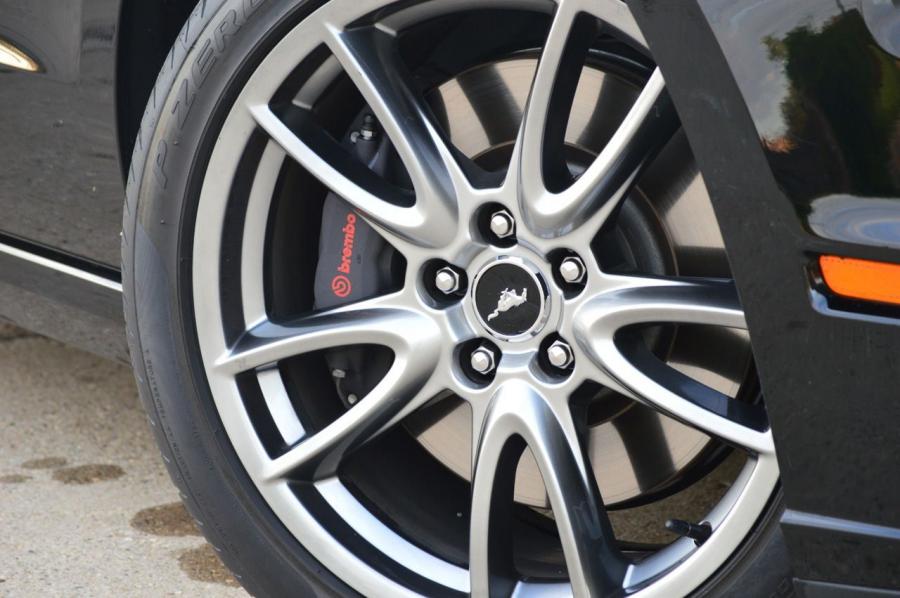  Ford Mustang GT 2014 года  (фото 20 из 27)